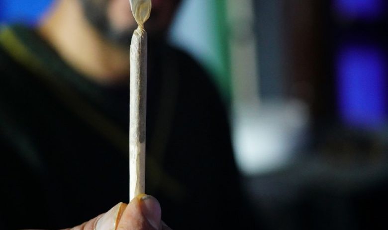 cannabis joint lounge social use space consumption