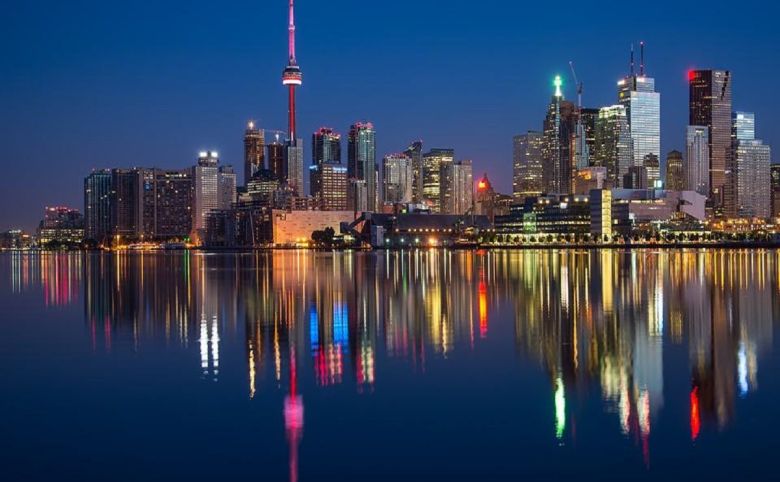 cn tower toronto ontario canada