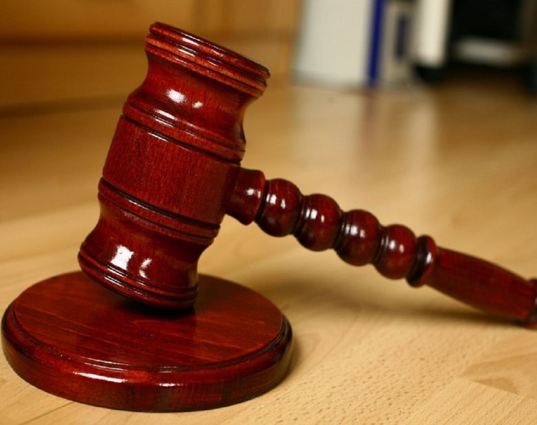 gavel courtroom court