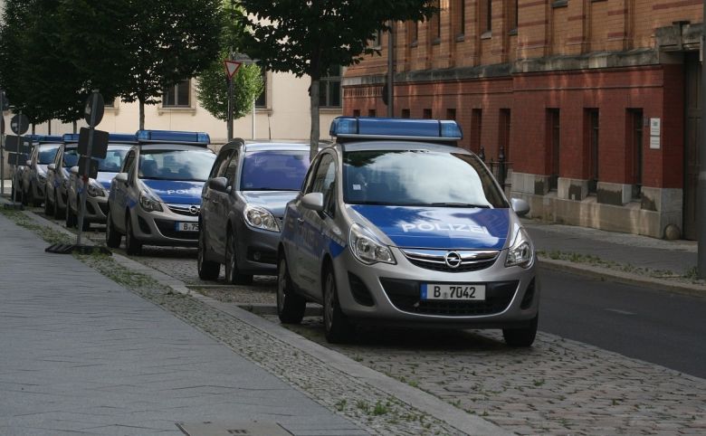 german germany berlin police law enforcement