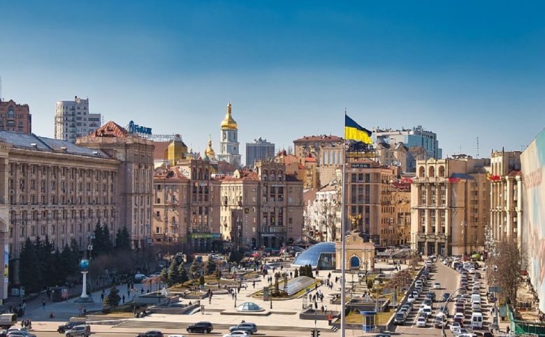 kiev ukraine flag