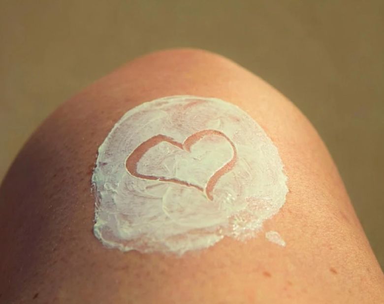 skin lotion