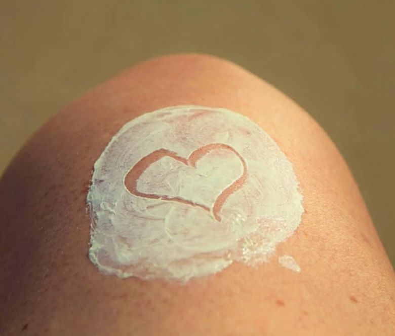 skin lotion