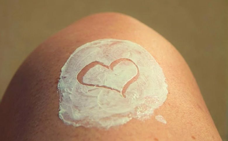 skin lotion