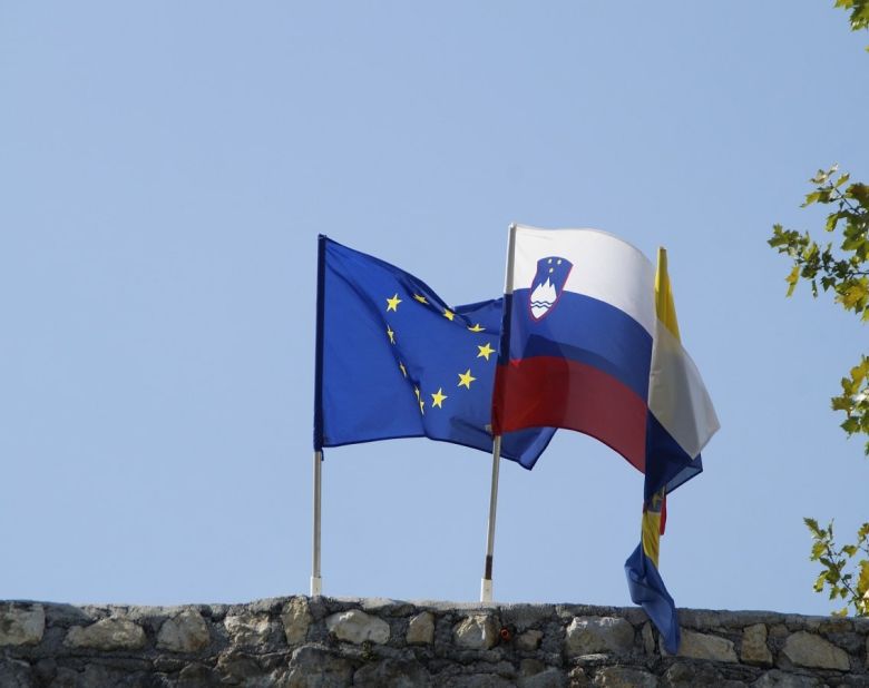 slovenia flag eu european union flag