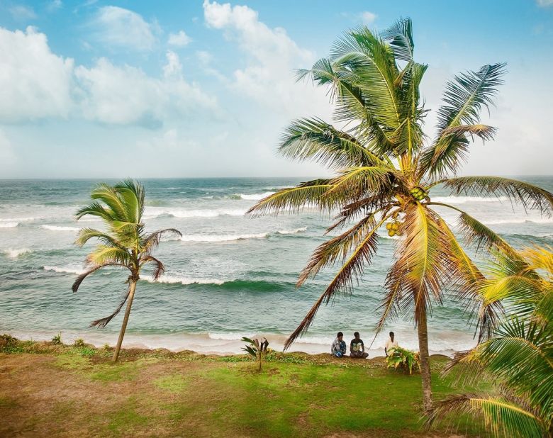 sri lanka beach